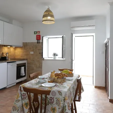 Acolhedora Casa Tradicional